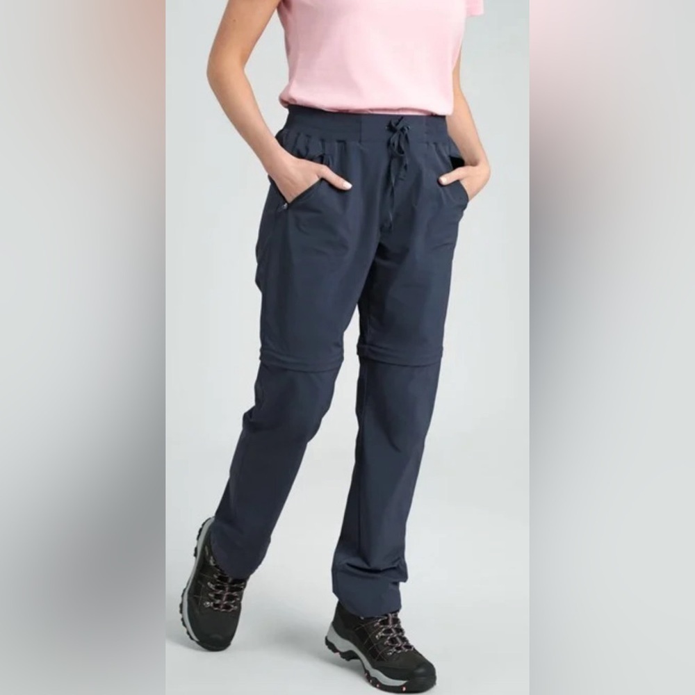 Mountain Warehouse - Zip off pants.
